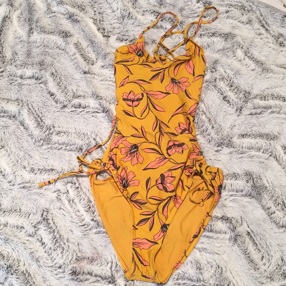 Splendid One Piece
